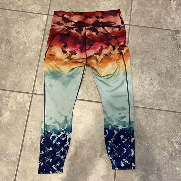 Fabletics Powerhold Leggings L Rainbow Used - Picture 3 of 4